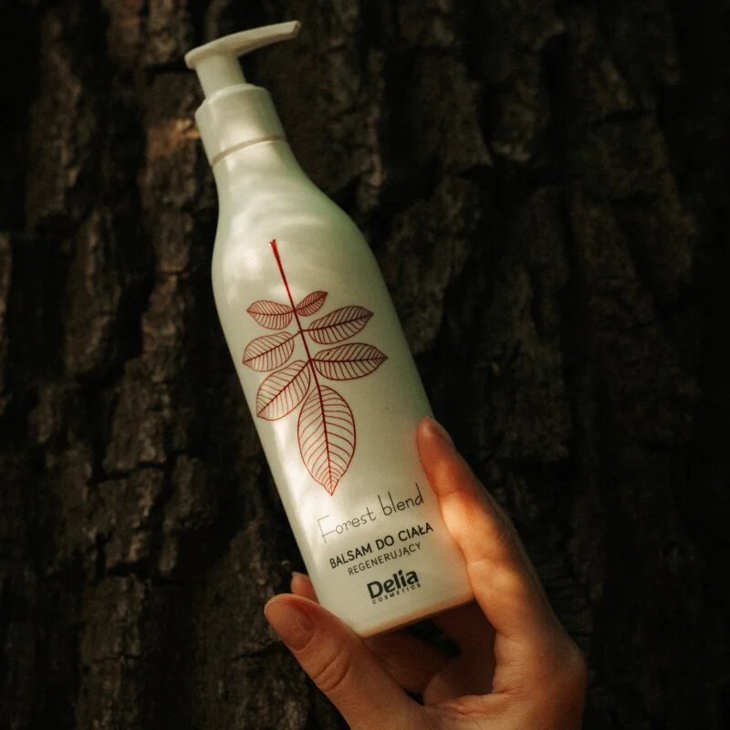 Delia Cosmetics Forest Blend regeneracijski losjon za telo 300 ml