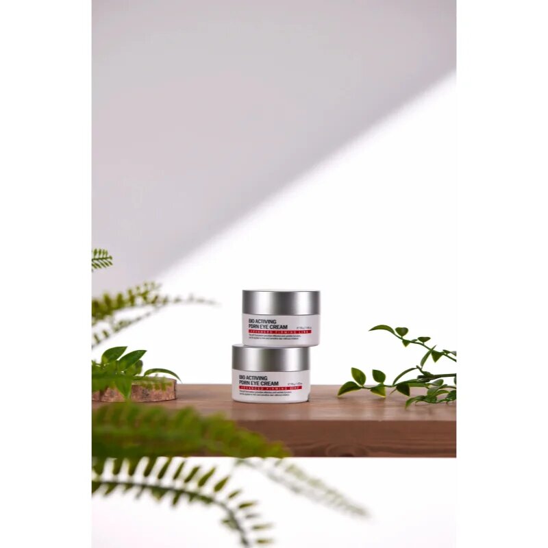 Dermaline PDRN Solution Bio Activing PDRN Eye Cream krema za predel okoli oči s pomlajevalnim učinkom 30 g