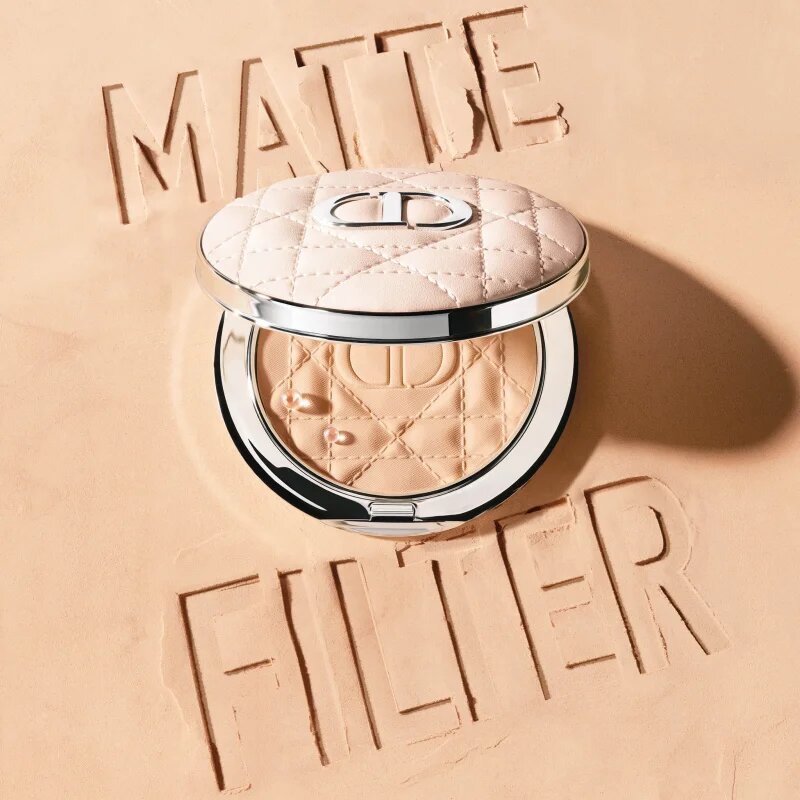 DIOR Forever Nude Matte Filter matirajoči fiksirni puder odtenek 01 Fair 9 g