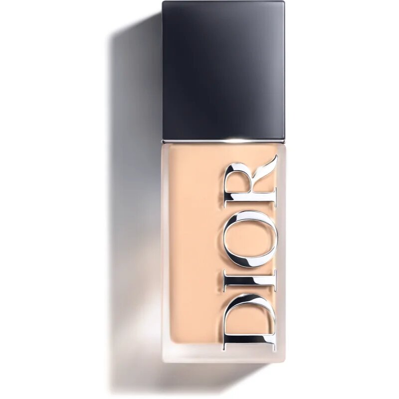 DIOR Forever Skin Wear dolgoobstojni matirajoči tekoči puder SPF 20 odtenek 1.5 Warm 30 ml