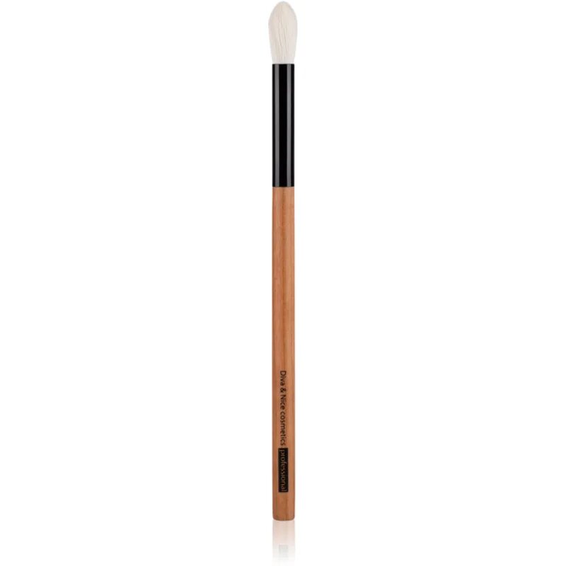 Diva & Nice Cosmetics Professional čopič za senčenje oči MAX 224/8 1 kos