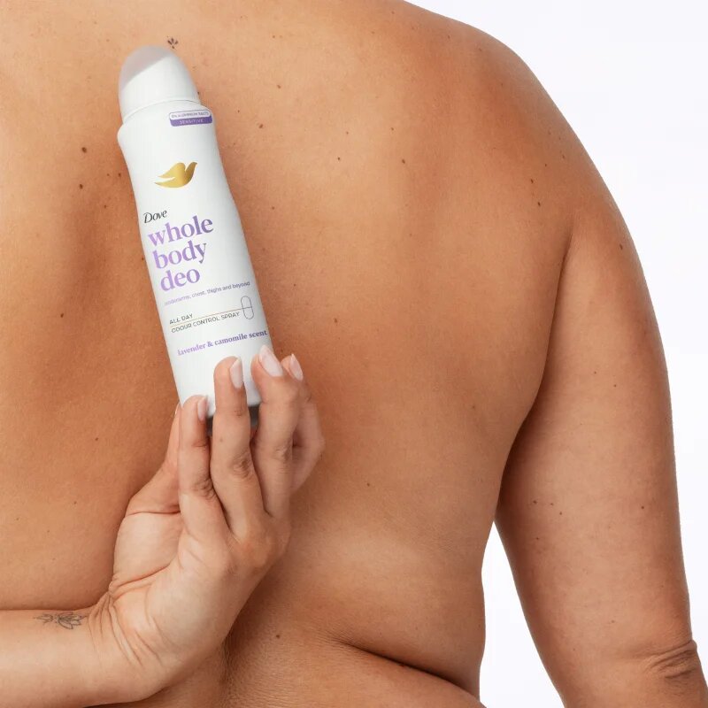 Dove Lavender & Chamomile deodorant v pršilu za telo 150 ml