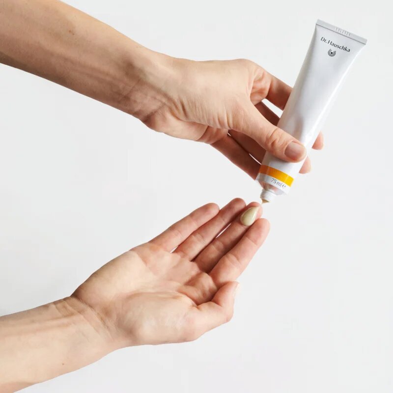 Dr. Hauschka Cleansing And Tonization čistilni balzam s pomirjajočim učinkom 75 ml
