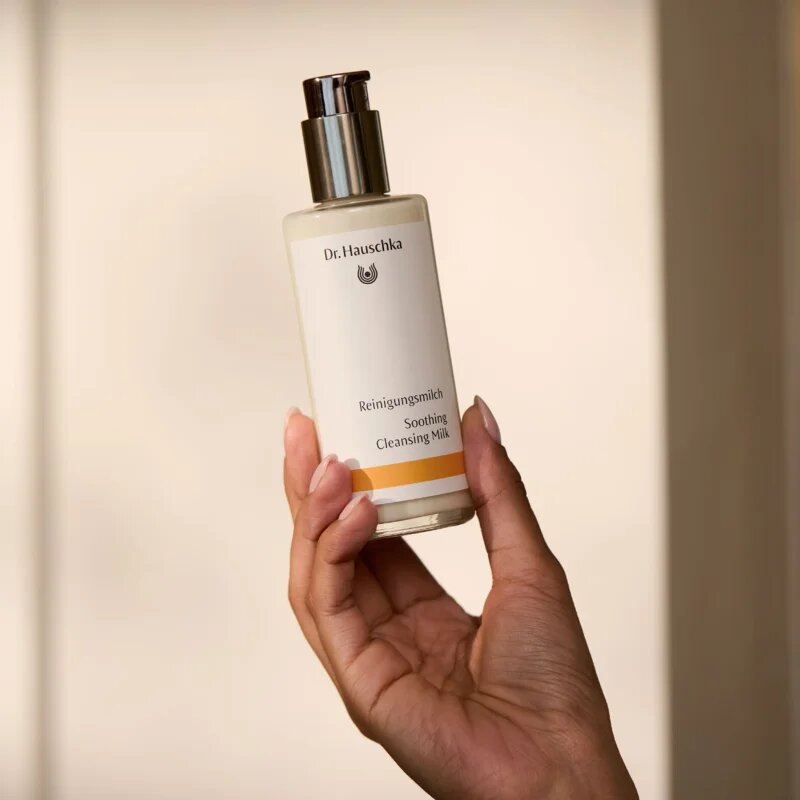 Dr. Hauschka Cleansing And Tonization čistilni losjon za obraz 145 ml