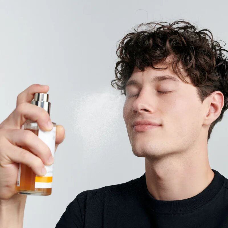Dr. Hauschka Cleansing And Tonization tonik za obraz v pršilu za normalno in suho kožo 100 ml