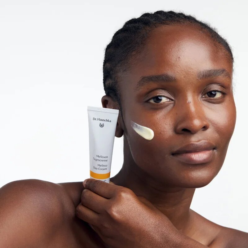Dr. Hauschka Facial Care dnevna krema z meliso 30 ml