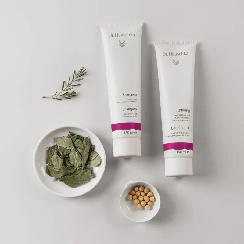 Dr. Hauschka Hair Care Conditioner nežen balzam za sijaj in mehkobo las 150 ml
