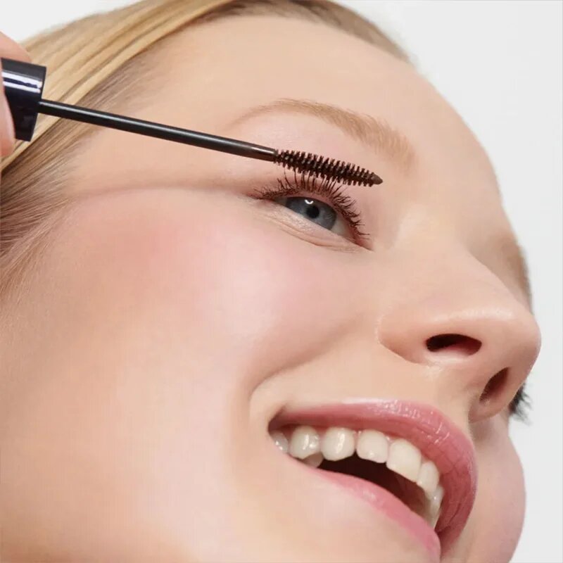 Dr. Hauschka Make-Up Defining Mascara Maskaro za volumen in definicijo trepalnic odtenek 02 brown 6 ml