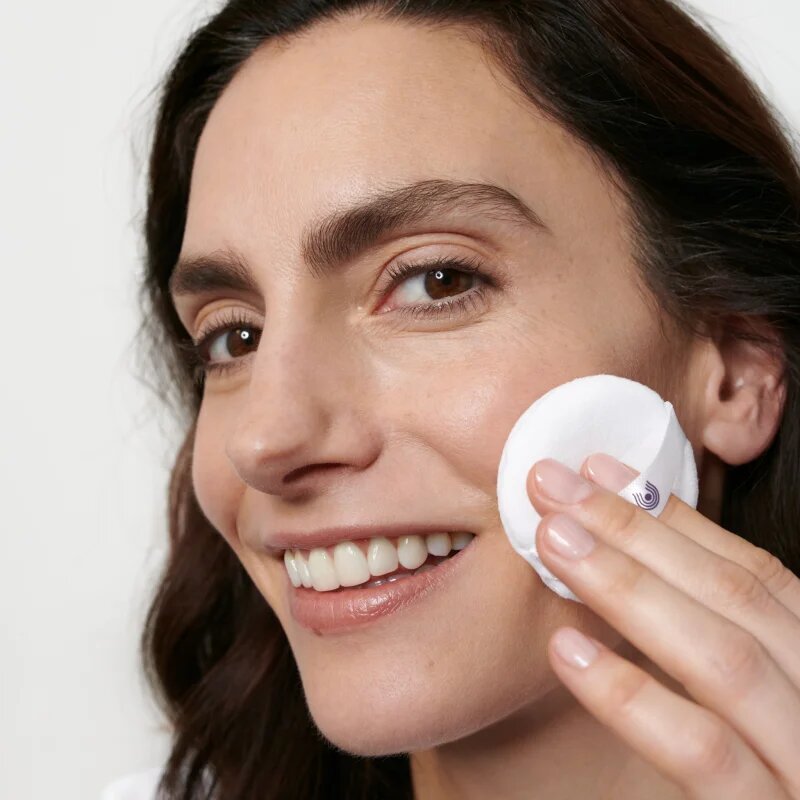 Dr. Hauschka Make-Up Loose Powder fiksacijski puder 00 translucent 12 g