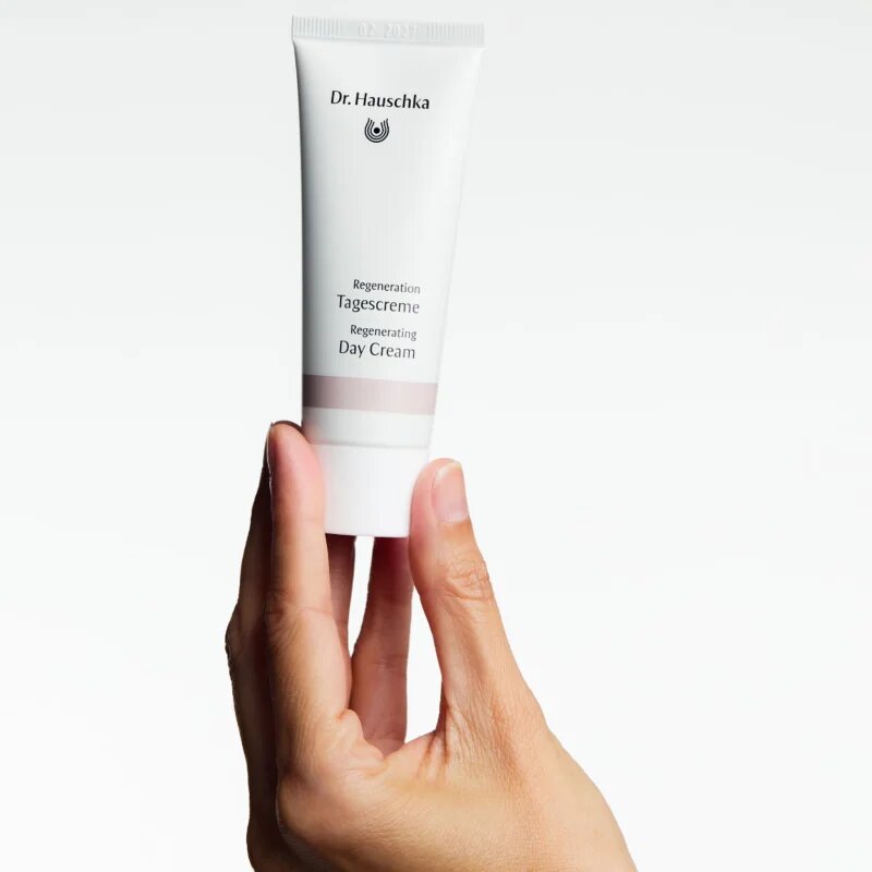 Dr. Hauschka Regeneration Day Cream dnevna regeneracijska krema za zrelo kožo 40 ml