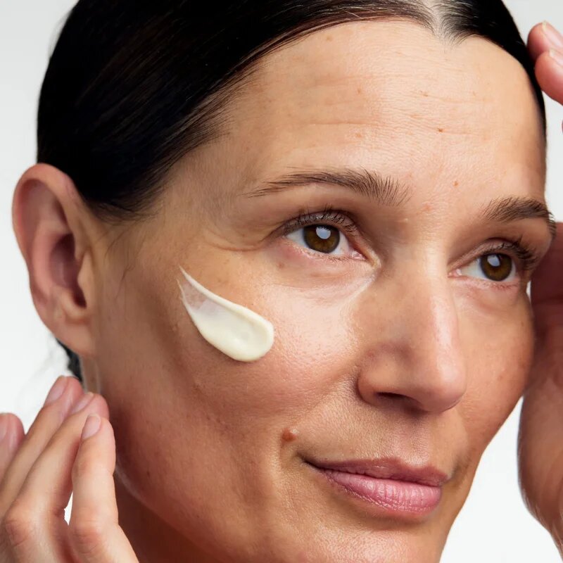 Dr. Hauschka Regeneration dnevna regeneracijska krema za zrelo kožo 40 ml