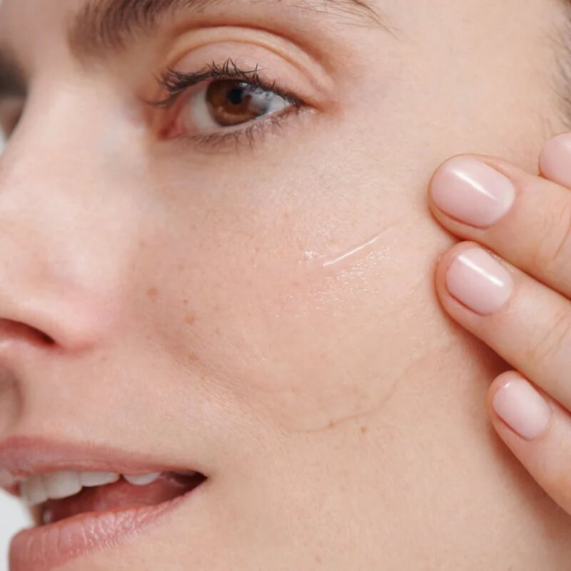Dr. Hauschka Regeneration regeneracijski serum za zrelo kožo 30 ml
