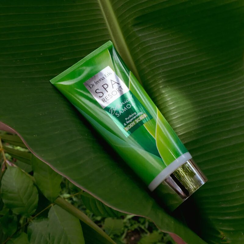 Dr Irena Eris SPA Resort Botanical Samoa čistilni piling za telo z regeneracijskim učinkom 200 ml