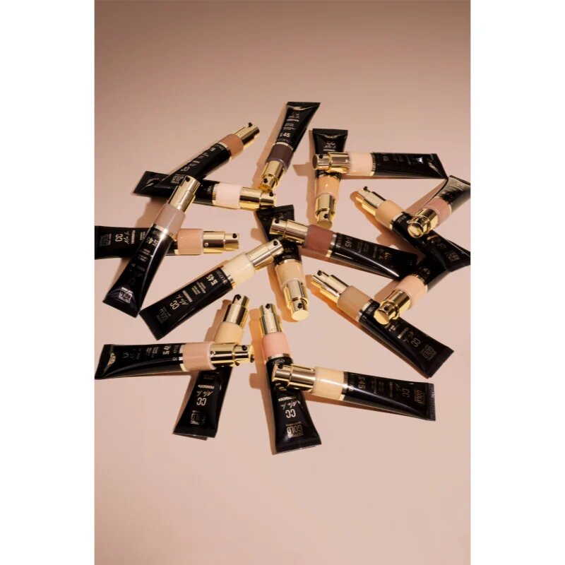 Dripping Gold CC Me In lahki tekoči puder SPF 45 odtenek Shortbread 2.5 32 ml