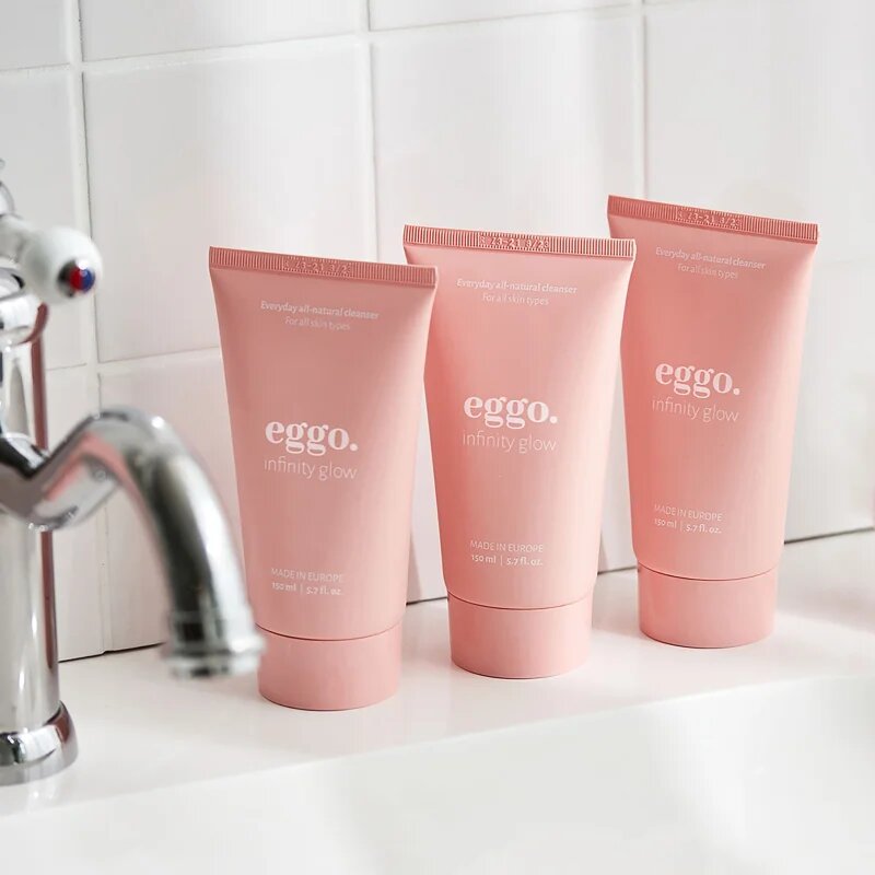 Eggo Infinity Glow čistilni gel za obraz 150 ml