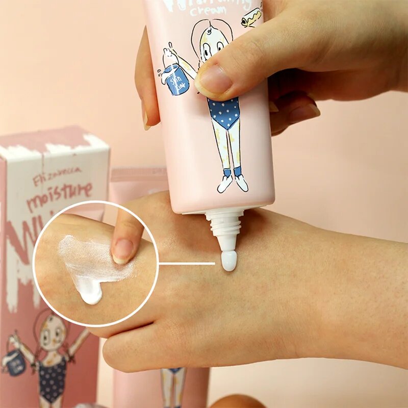 Elizavecca Skin Liar Moisture Whitening Cream posvetlitveni tonirani fluid za poenotenje tona kože 100 ml