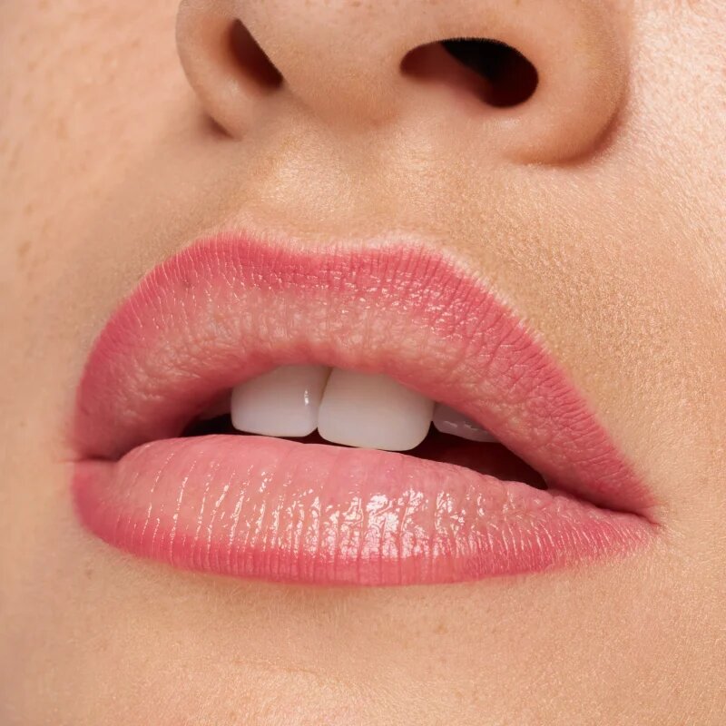 essence 8h Matte Comfort mat svinčnik za ustnice s šilčkom odtenek 20 Mauve Mirage 0.3 g