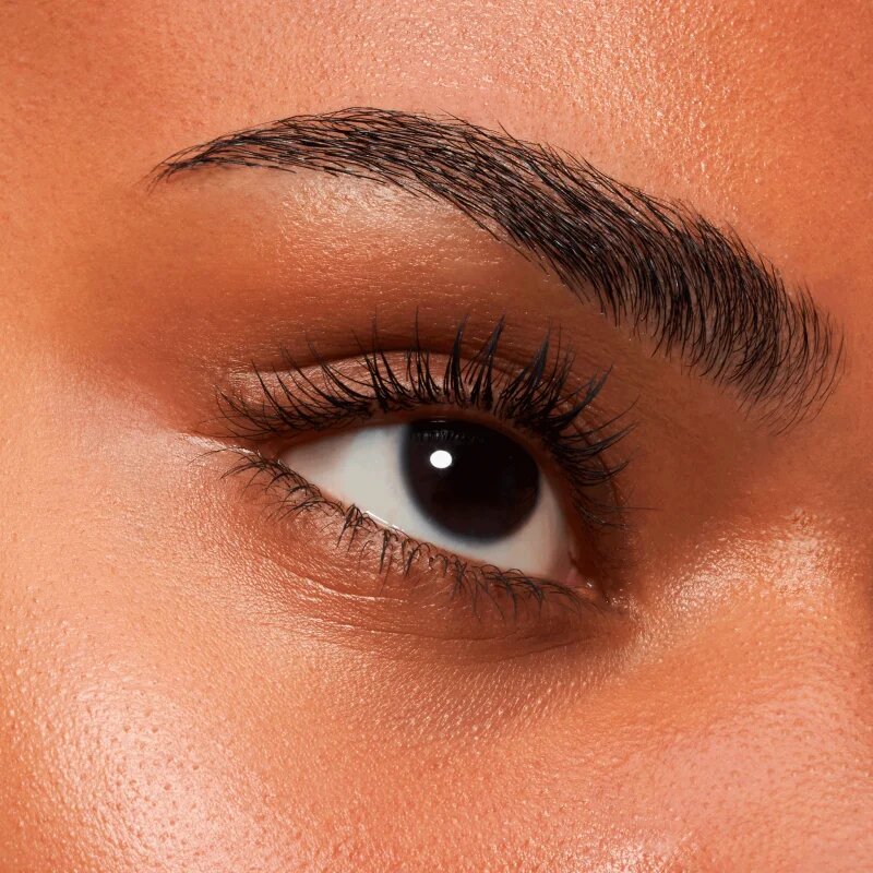 essence All Eyes on Me maskara za volumen privihanje in ločevanje trepalnic odtenek 01 Black 8 ml