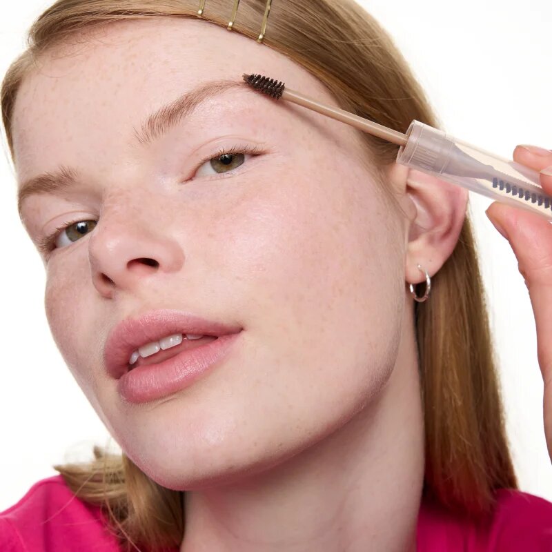 essence Brow Lift & Freeze prozorni gel za obrvi odtenek 02 Light Brown 7 ml