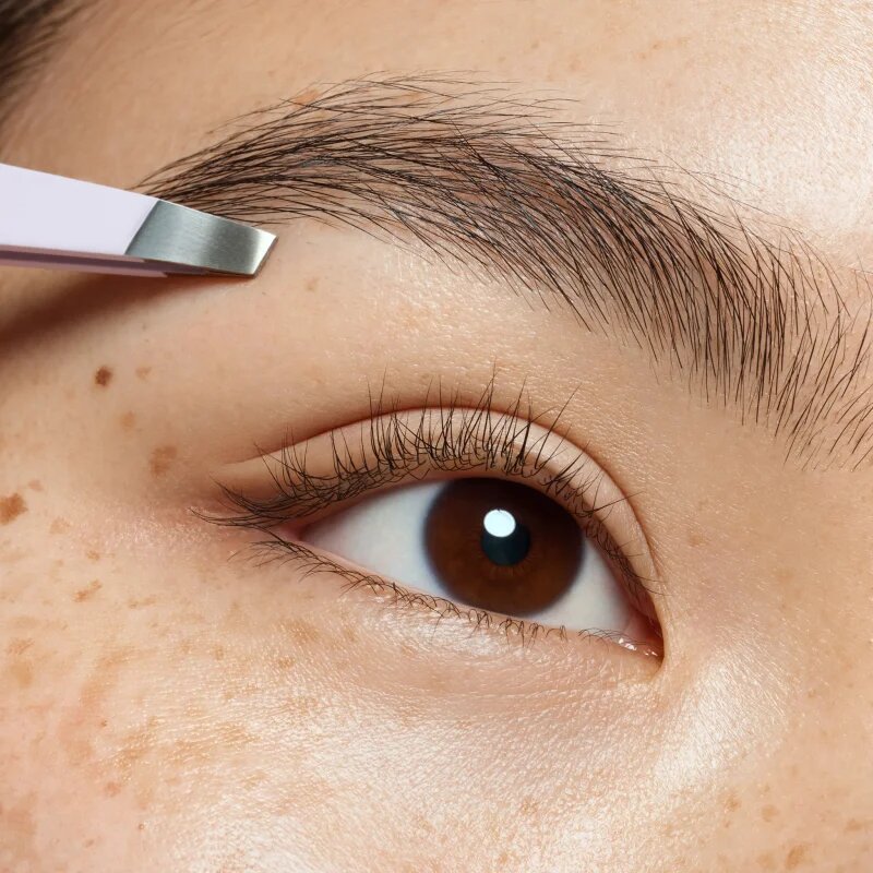 essence Brow Tweezer pinceta za obrvi 1 kos