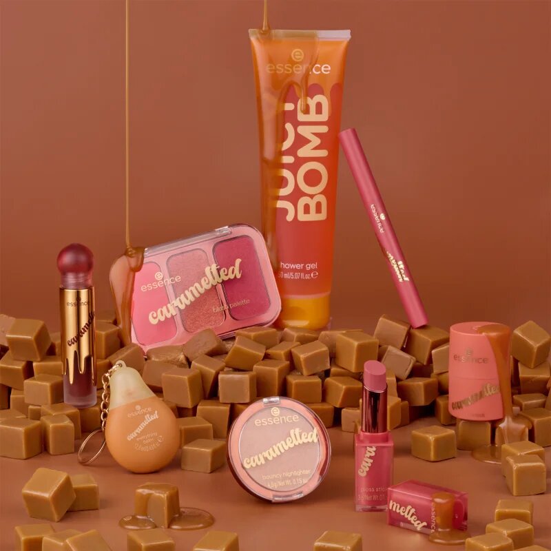 essence caramelted vlažilna maska za ustnice z vonjem po karameli 01 Caramelt Me Softly 12 g