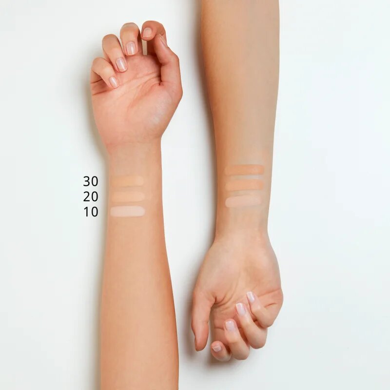 essence COVERstick prekrivni korektor v paličici odtenek 30 Matt Honey 6 g