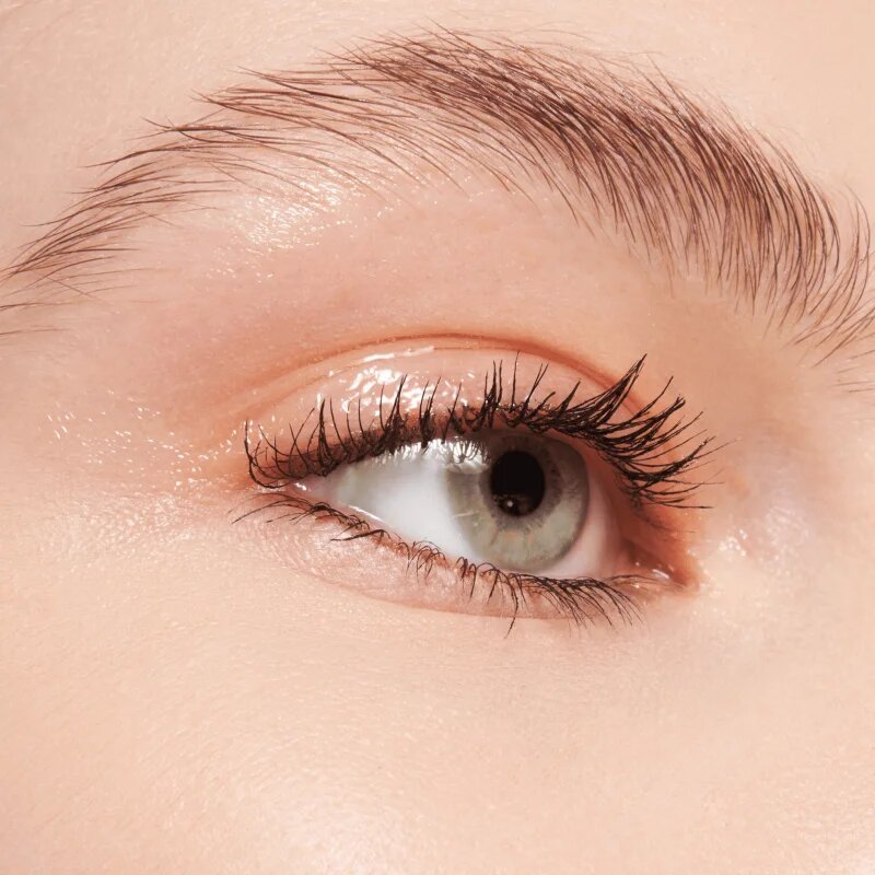 essence dewy EYE GLOSS bleščeča senčila za oči odtenek 01 Crystal Clear 8 ml