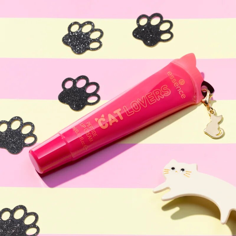 essence DOG GANG OR CAT CREW?!? CAT LOVERS tonirani balzam za ustnice s peptidi odtenek 01 Little Paw 13 ml