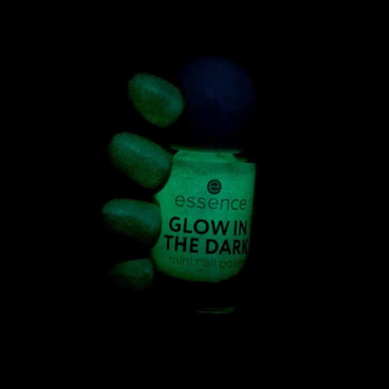 essence GLOW IN THE DARK lak za nohte mini 5 ml