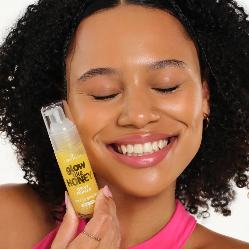 essence glow like HONEY posvetlitvena podlaga z gelasto teksturo 30 ml