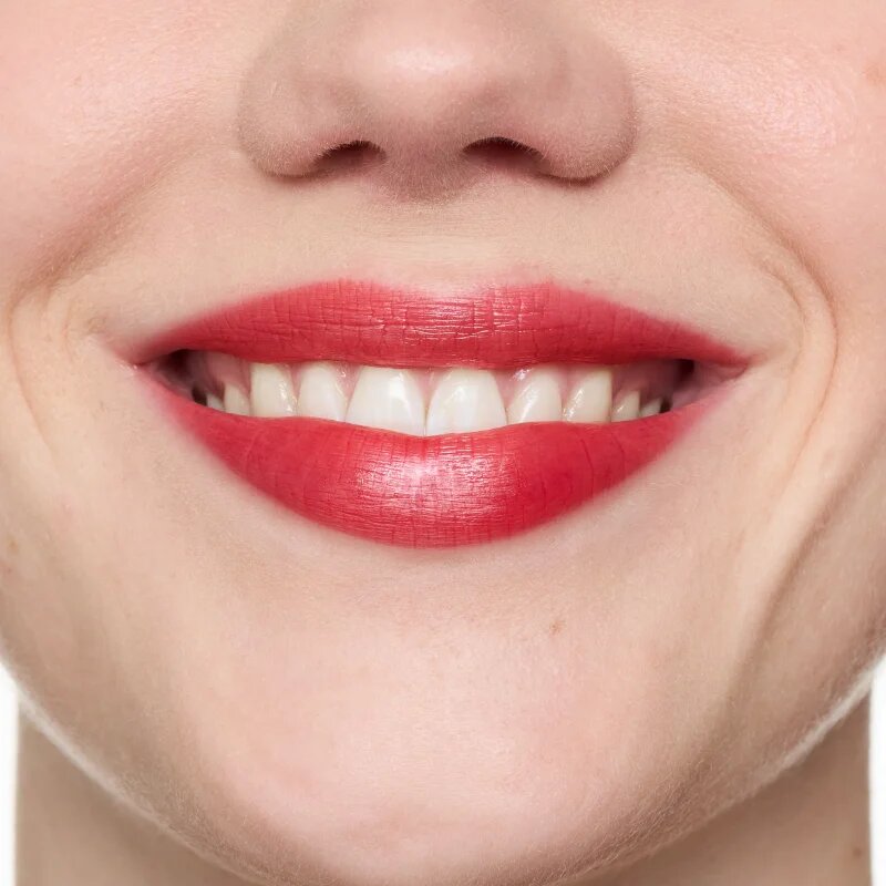 essence JUICY TINT flomaster za ustnice odtenek 02 Strawberry Szn 3.5 ml