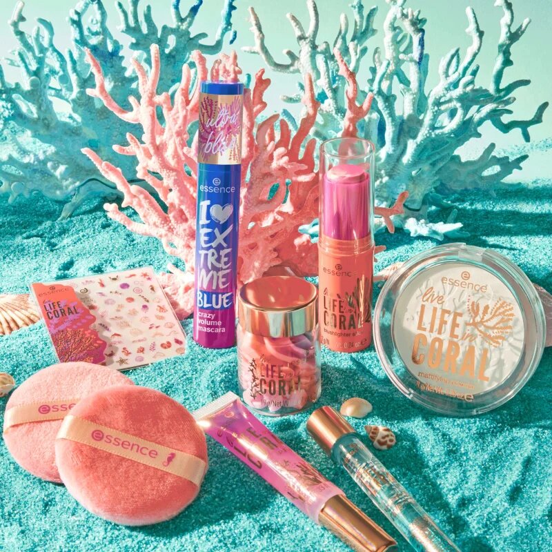 essence LIFE in CORAL Rdečilo za posvetlitev v paličici odtenek 01 Glowin' Coraltastic Baby! 7 g