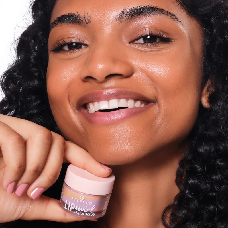 essence LIP swirl piling za ustnice 8 g