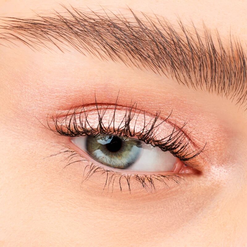 essence Luminous EYE TINT tekoče senčilo za oči odtenek 01 6 ml