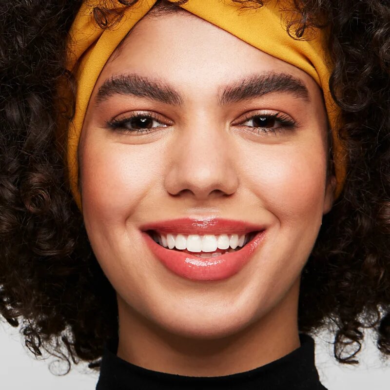 essence Make Me Brow gel za obrvi odtenek 04 Ashy Brows 38 ml