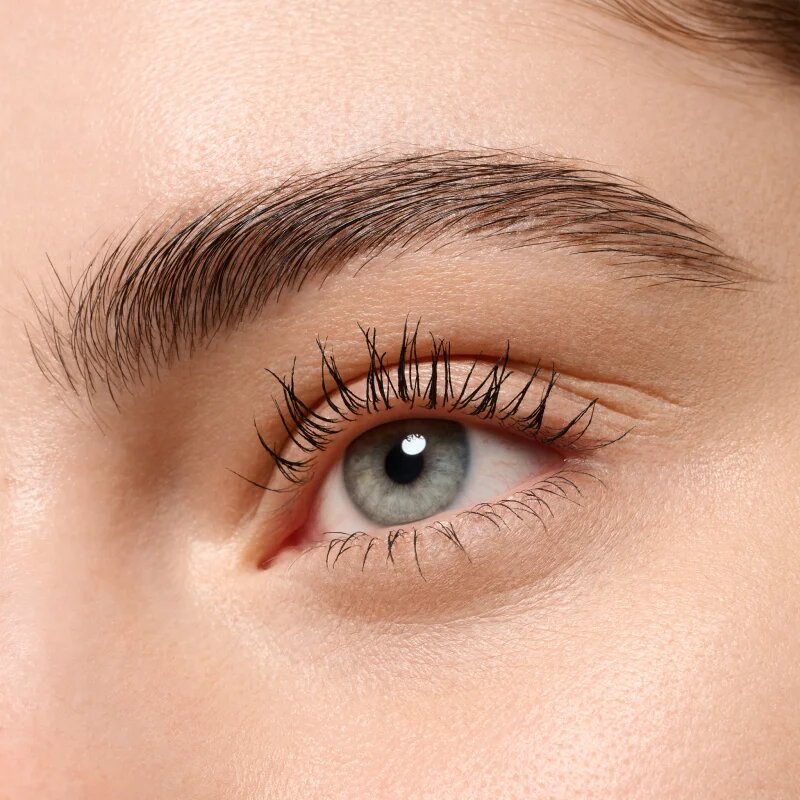 essence Microblading svinčnik za obrvi s čopičem odtenek Light Brown 0.6 ml