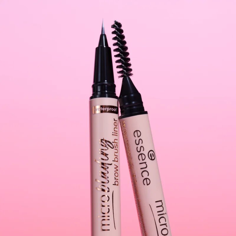 essence Microblading svinčnik za obrvi s čopičem odtenek Sofr Blonde 0.6 ml