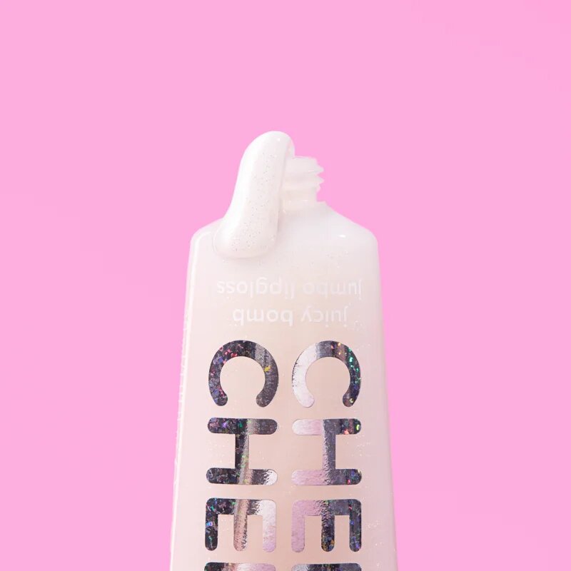 essence Say It With Juicy Cheers sijaj za ustnice odtenek 02 Cake My Day! 30 ml