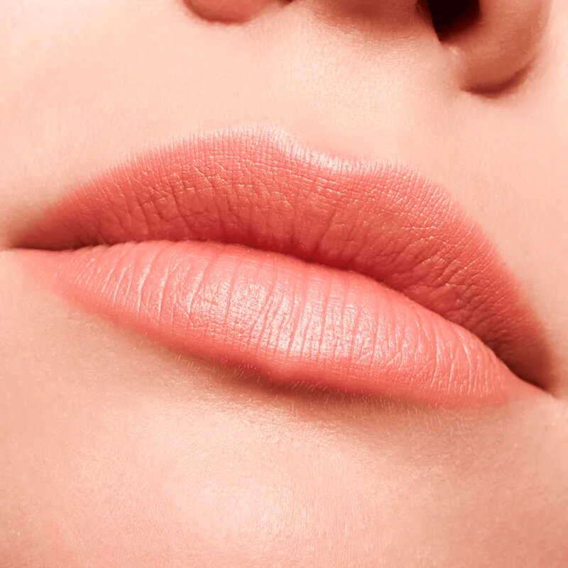 essence Soft & Precise svinčnik za ustnice odtenek 302 0.78 g
