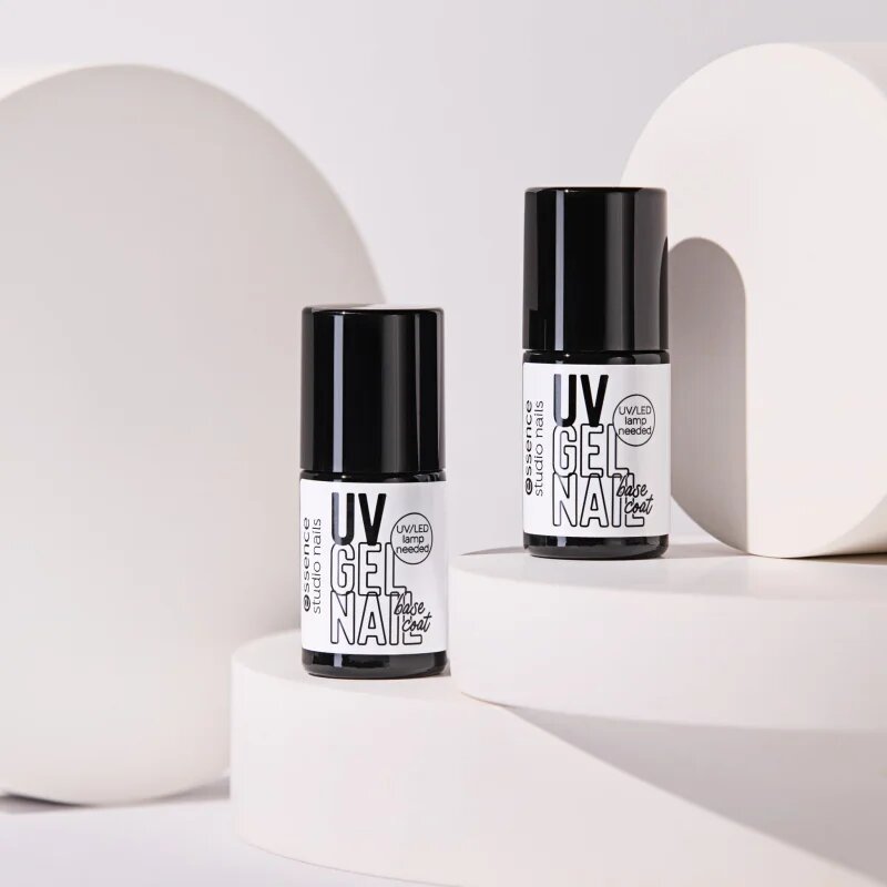 essence studio nails UV GEL NAIL podlaga za lak odtenek 01 perfect base 5 ml