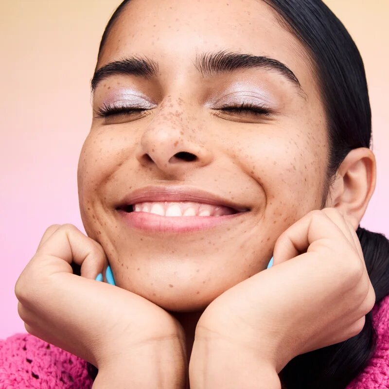 essence Superman paleta senčil za oči odtenek 01 Find your power 7 g