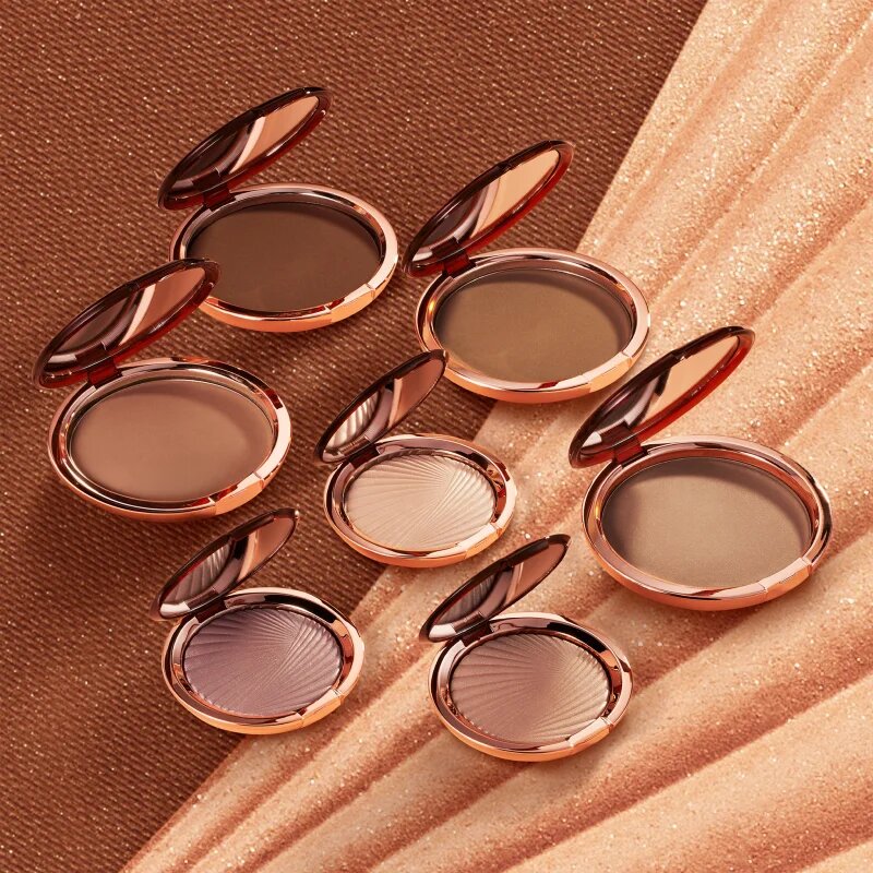 Estée Lauder Bronze Goddess bronzer s pudrastim učinkom odtenek Medium 21 g
