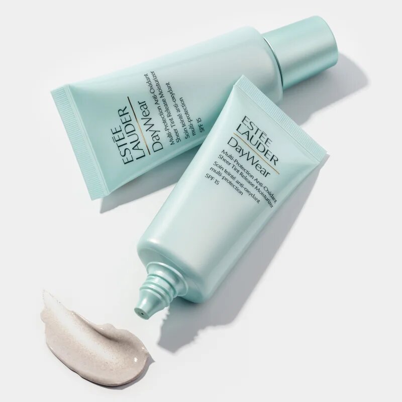 Estée Lauder DayWear Multi-Protection Anti-Oxidant Sheer Tint Release Moisturizer SPF 15 tonirana vlažilna krema za vse tipe kože SPF 15 50 ml