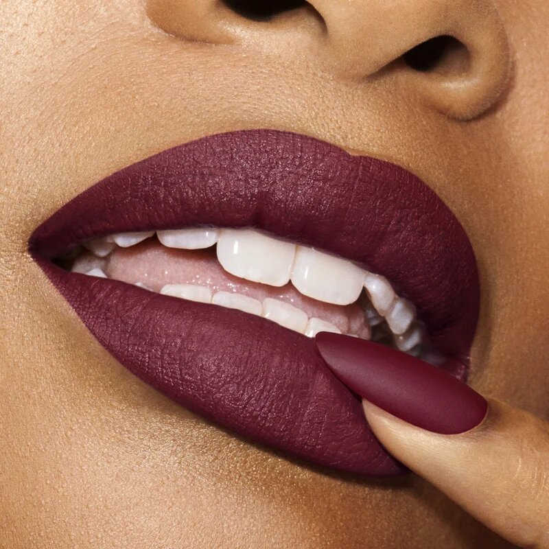 Estée Lauder Pure Color Explicit Matte Lipstick matirajoča šminka odtenek Night Moves 1.8 g