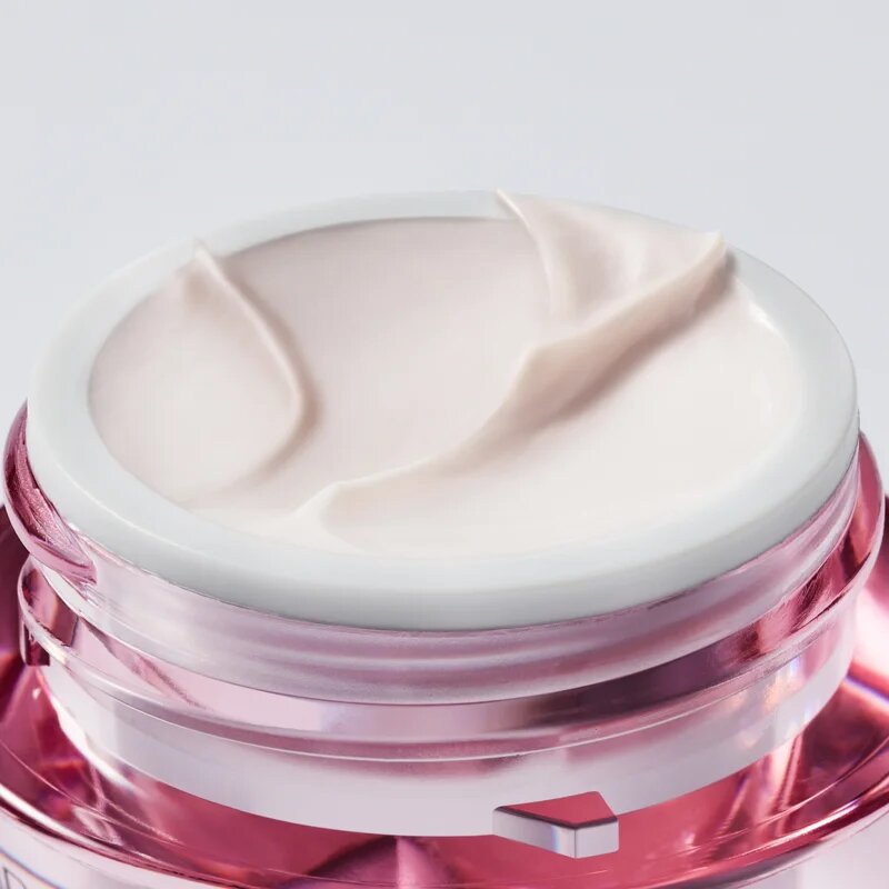 Estée Lauder Resilience Multi-Effect Tri-Peptide Eye Creme krema za učvrstitev kože okoli oči s hranilnim učinkom 15 ml