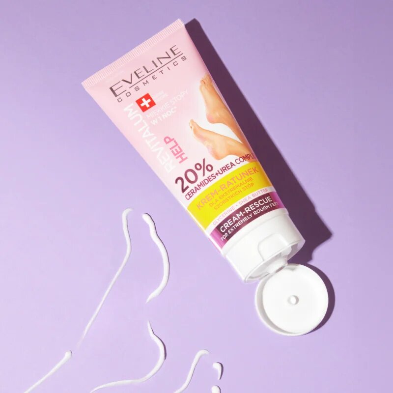 Eveline Cosmetics Revitalum regeneracijska in vlažilna krema za stopala 75 ml