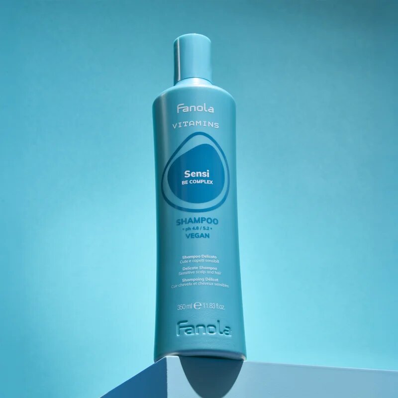 Fanola Vitamins Sensi Delicate Shampoo nežni čistilni šampon s pomirjajočim učinkom 350 ml