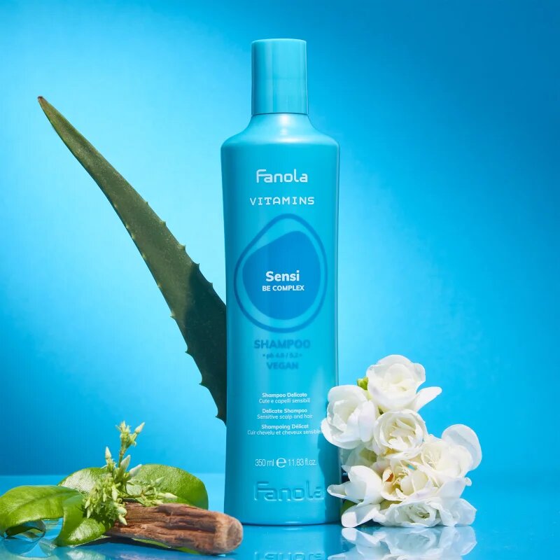 Fanola Vitamins Sensi Delicate Shampoo nežni čistilni šampon s pomirjajočim učinkom 350 ml