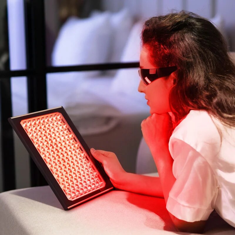 FOREO FAQ™ LED Panel infrardeča terapevtska plošča za telo in obraz 1 kos
