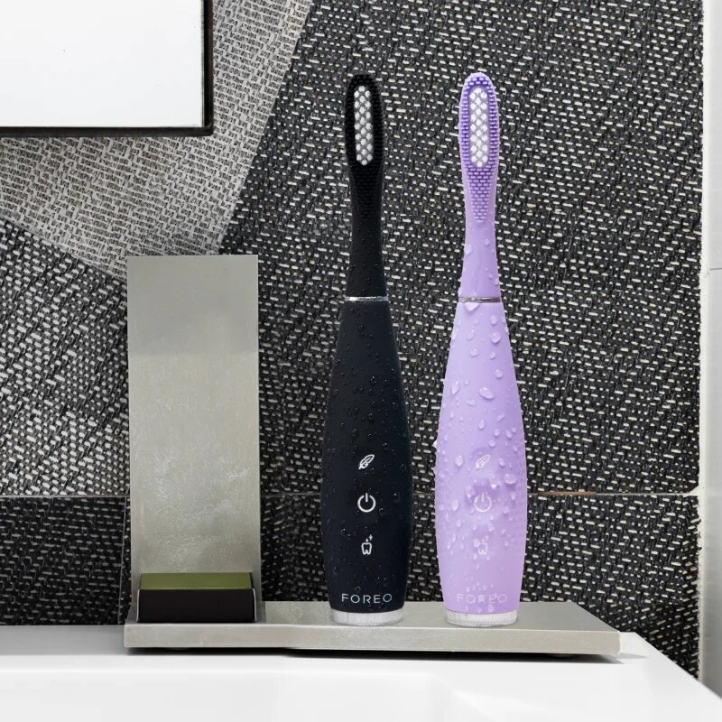 FOREO ISSA™ 4 Plus električna zobna ščetka Lavender 1 kos